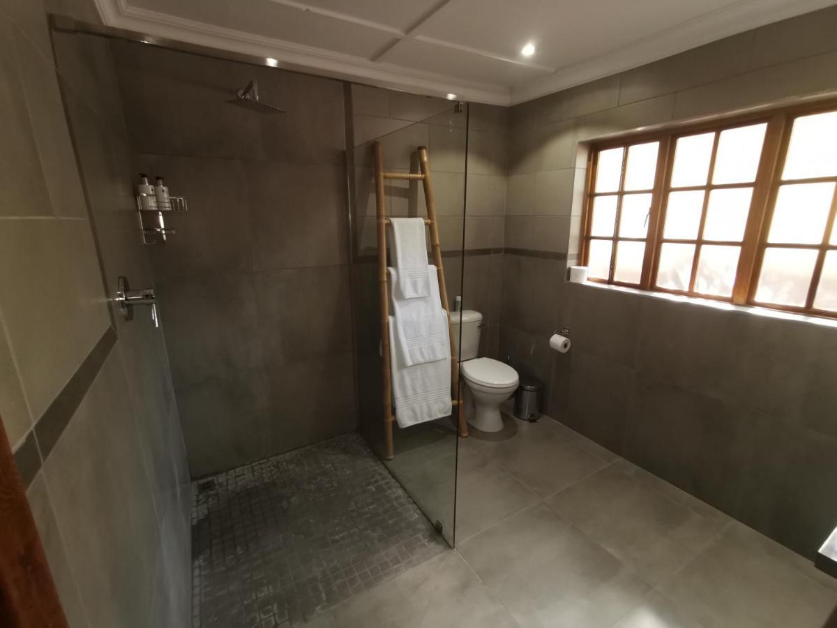 Guest Suites On Connor Bloemfontein Kültér fotó