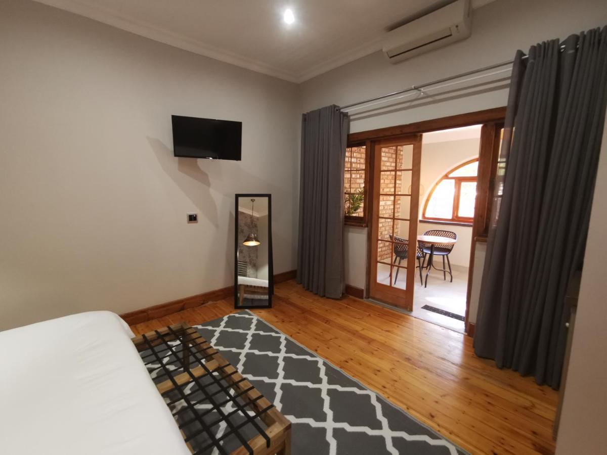 Guest Suites On Connor Bloemfontein Kültér fotó