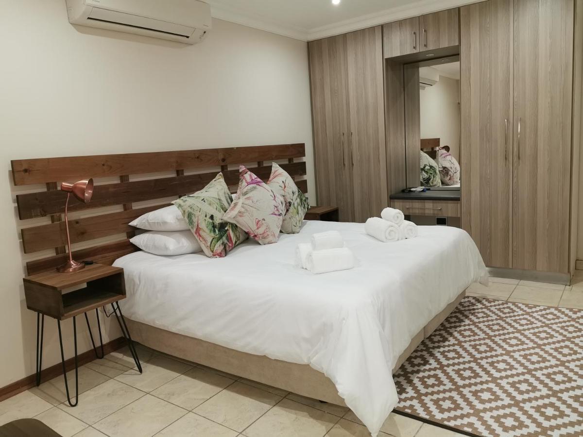 Guest Suites On Connor Bloemfontein Kültér fotó